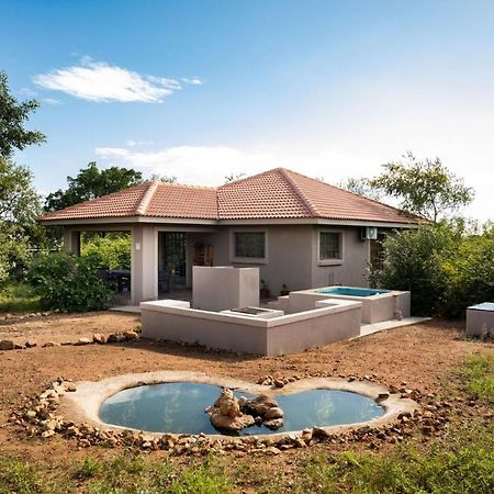 Impala Lily Villa Marloth Park Exterior photo